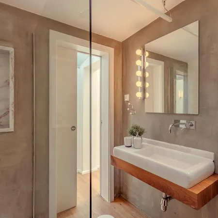 Skylight - Estrela Апартаменти *